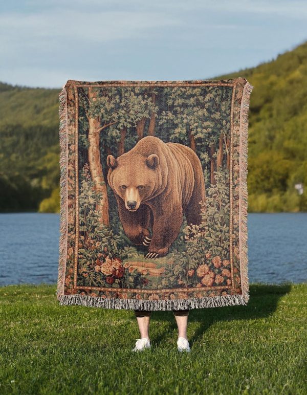 Brown Bear Woven Tapestry Blanket