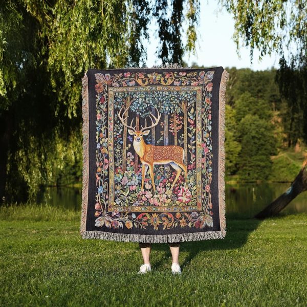 Cottagcore Buck Woven Blanket