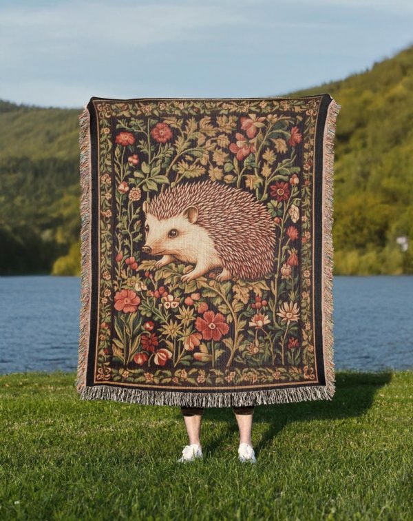 Hedgehog Woven Blanket