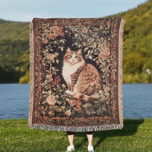 Maine Coon Cat Woven Tapestry Blanket