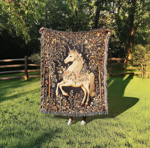 Medieval Unicorn Woven Blanket