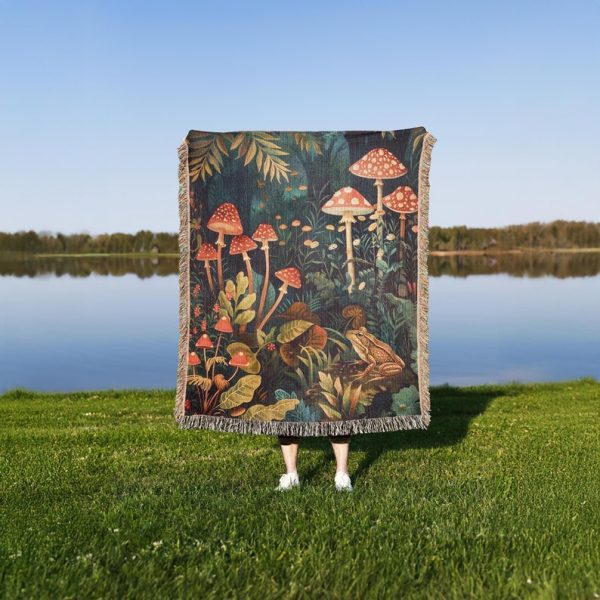 Mushroom Lover Woven Blanket