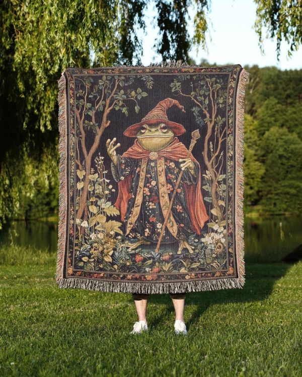 Wizard Frog Woven Blanket