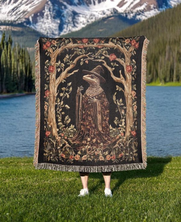 Wizard Gecko Woven Blanket